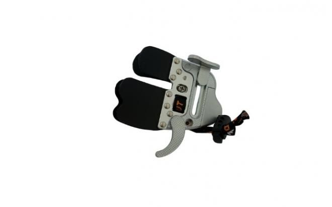 Напалечник OLYMPIC RECURVE TAB PROMIX HEAVY METAL FRAME LEATHER LH MEDIUM CHROME Decut